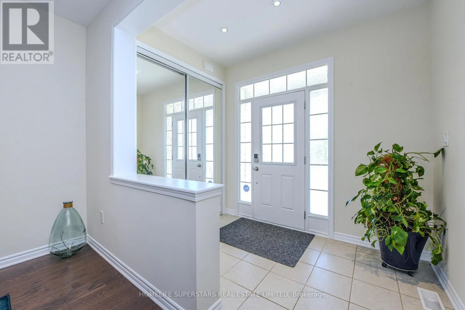 1395 CHRETIEN STREET
