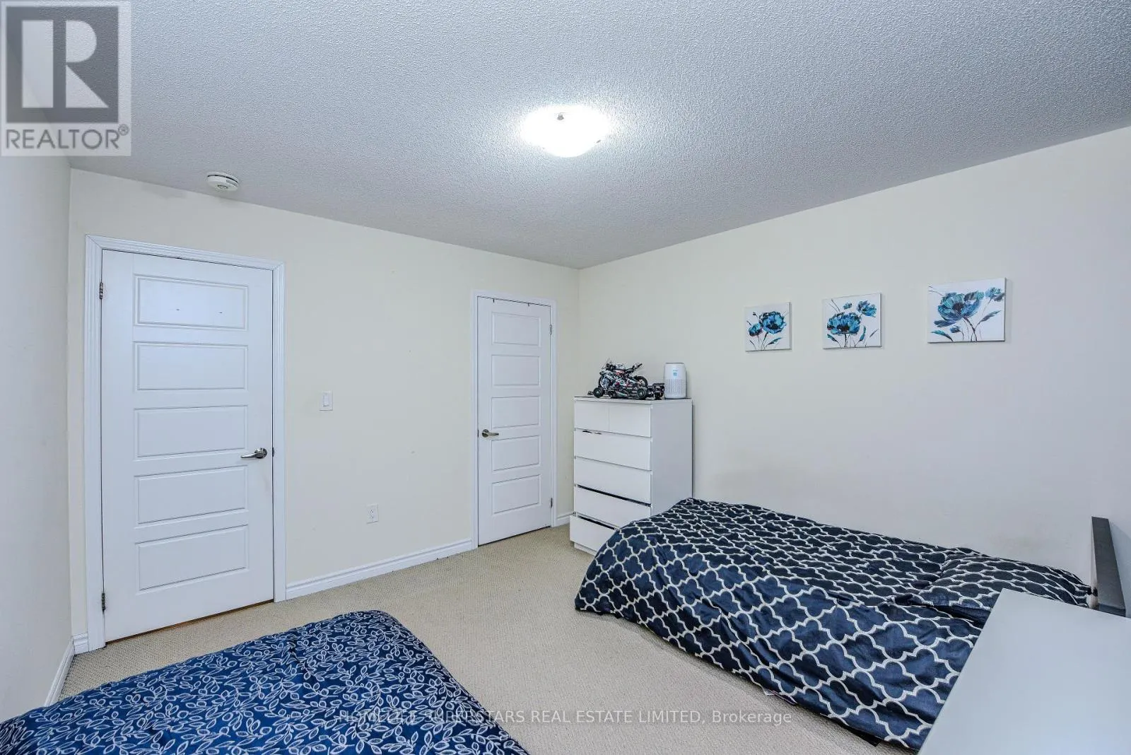 1395 CHRETIEN STREET