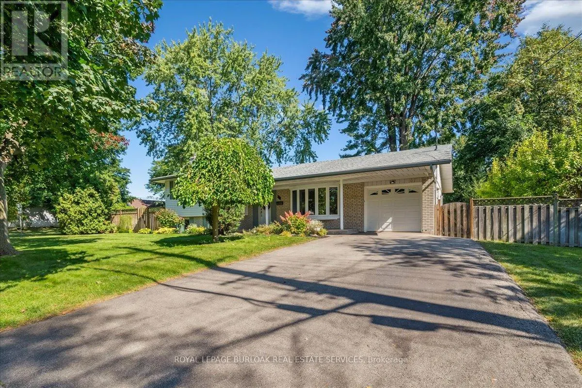 871 FRANCIS ROAD