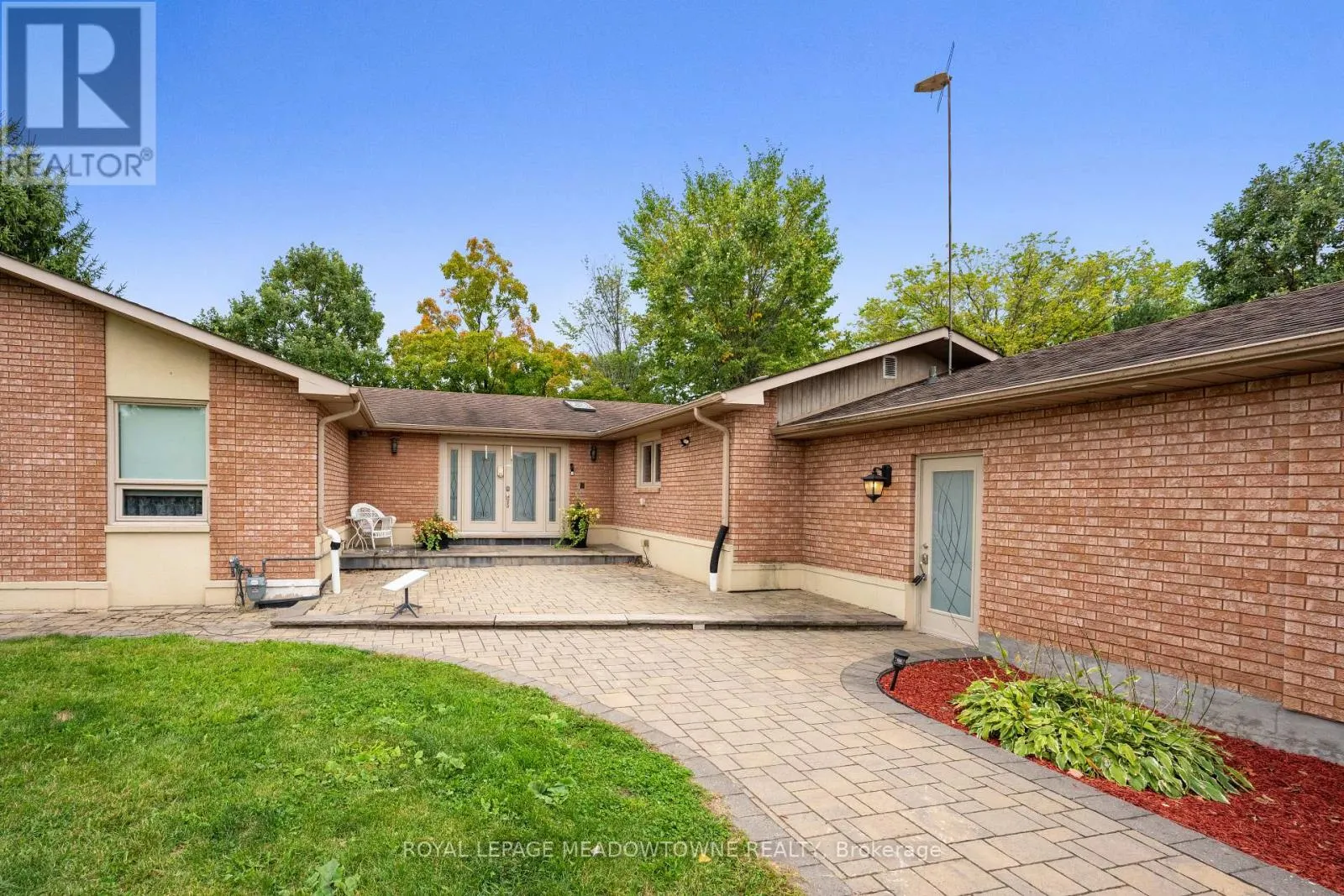 1 CASSIDY LANE