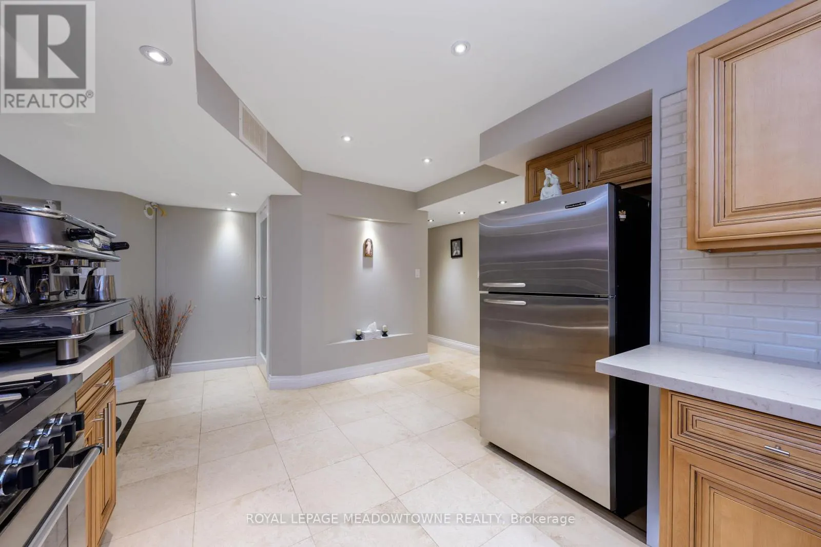 1 CASSIDY LANE