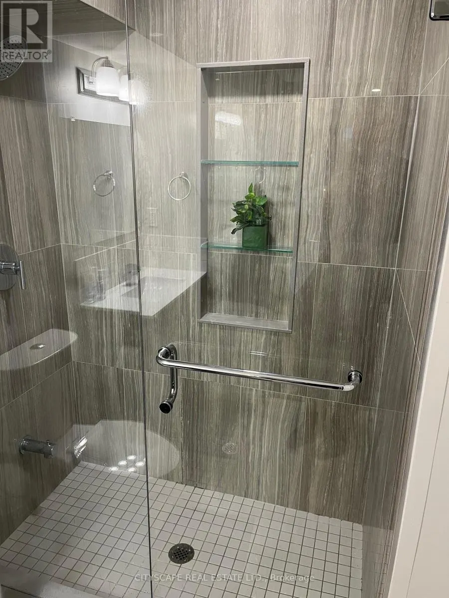 27 SEAFAIR CRESCENT