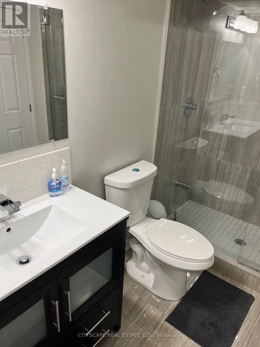 27 SEAFAIR CRESCENT