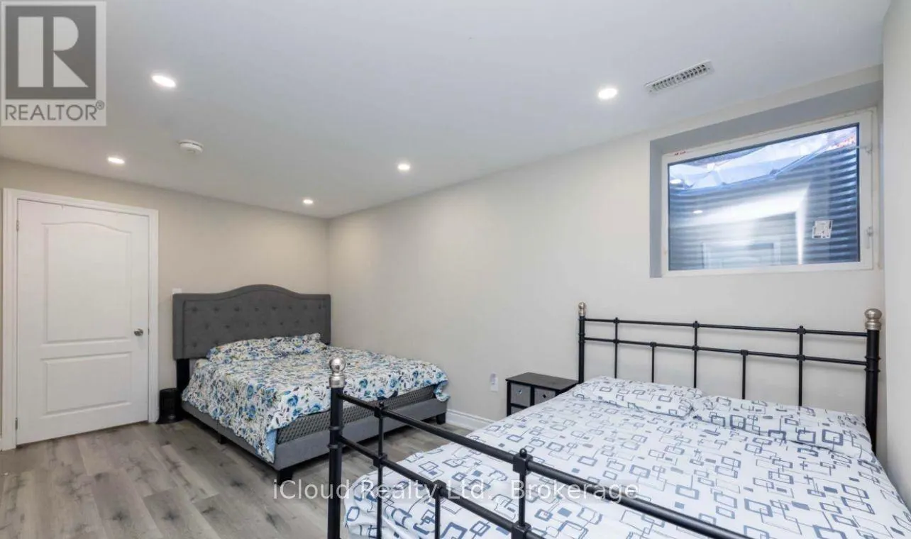 22 CIRRUS CRESCENT