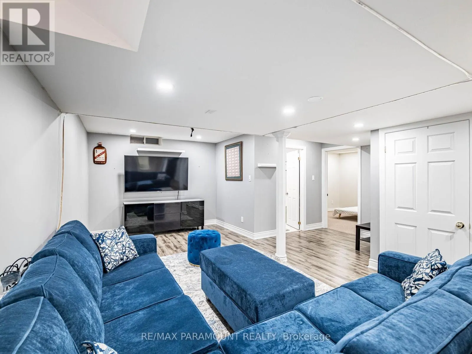 42 OUTLOOK AVENUE