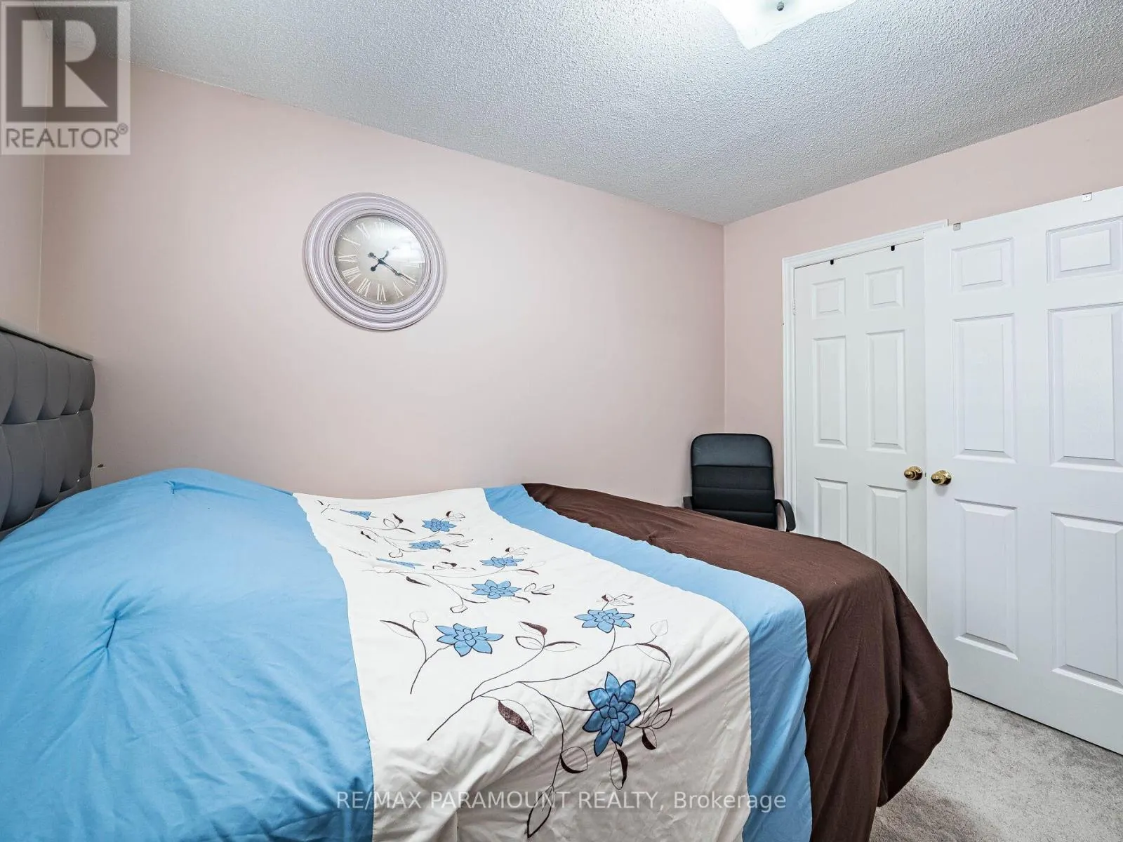42 OUTLOOK AVENUE