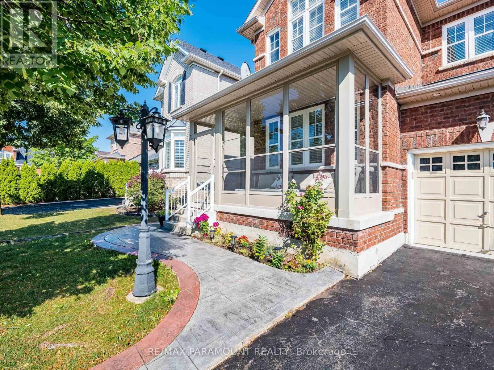 42 OUTLOOK AVENUE