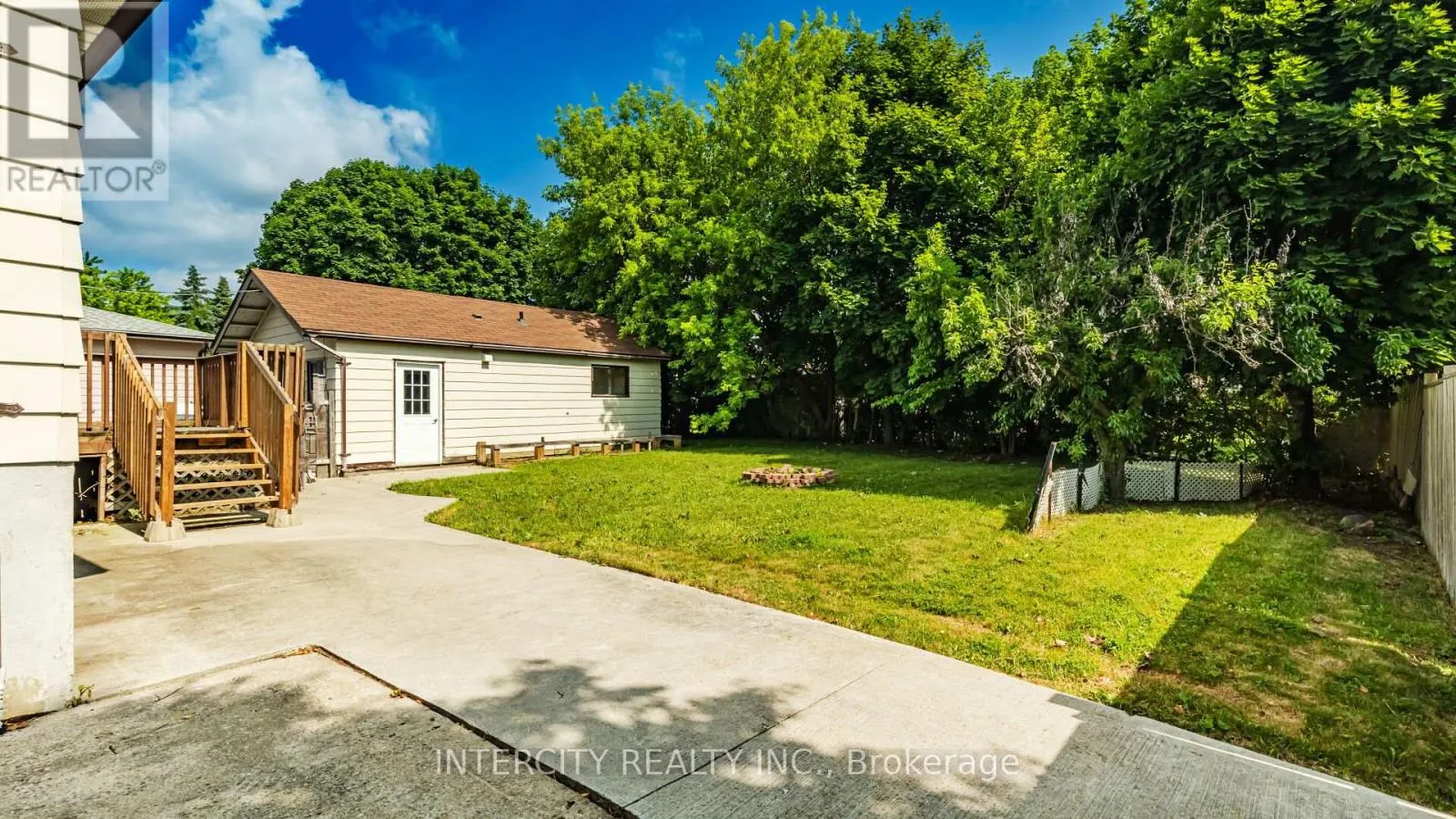122 RUTHERFORD ROAD N