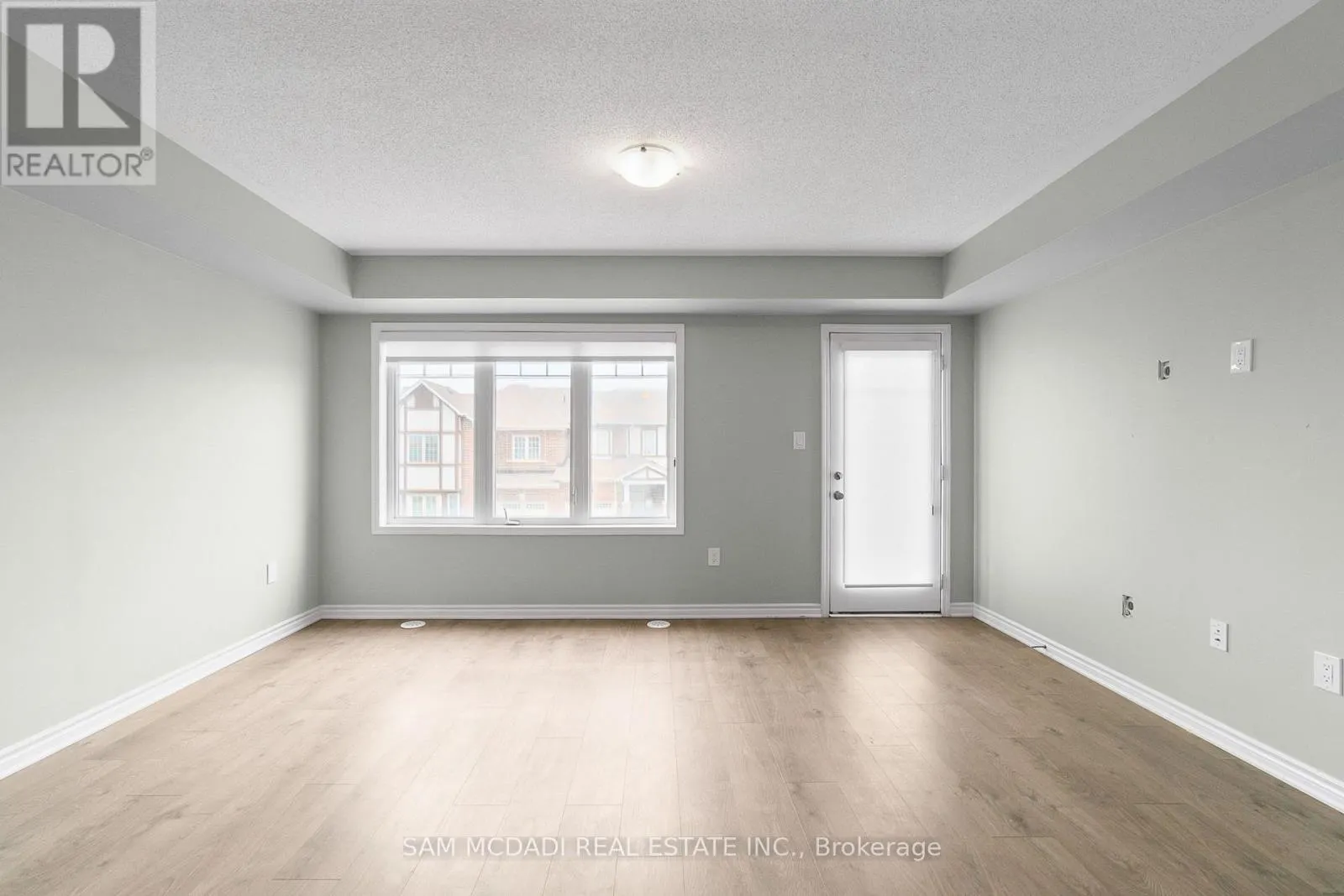 315 MURLOCK HEIGHTS