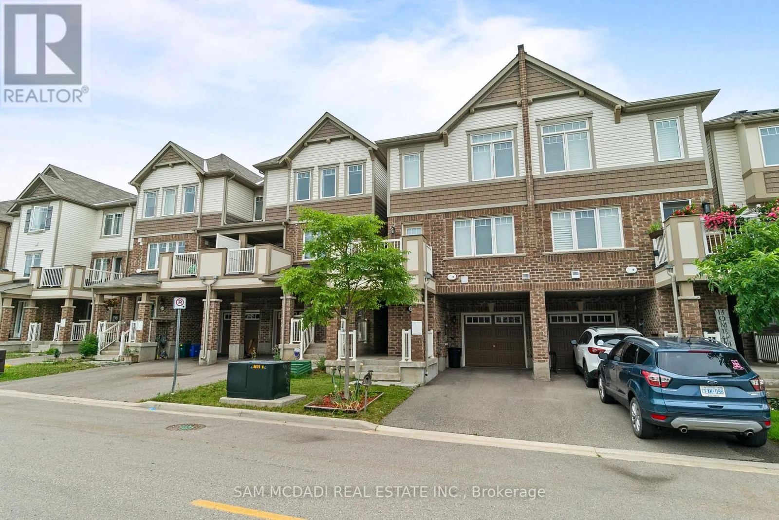 315 MURLOCK HEIGHTS