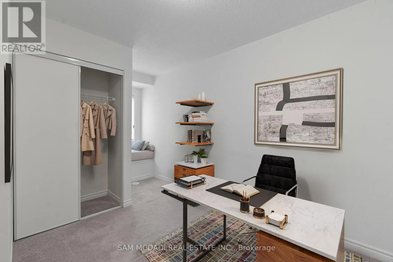 315 MURLOCK HEIGHTS