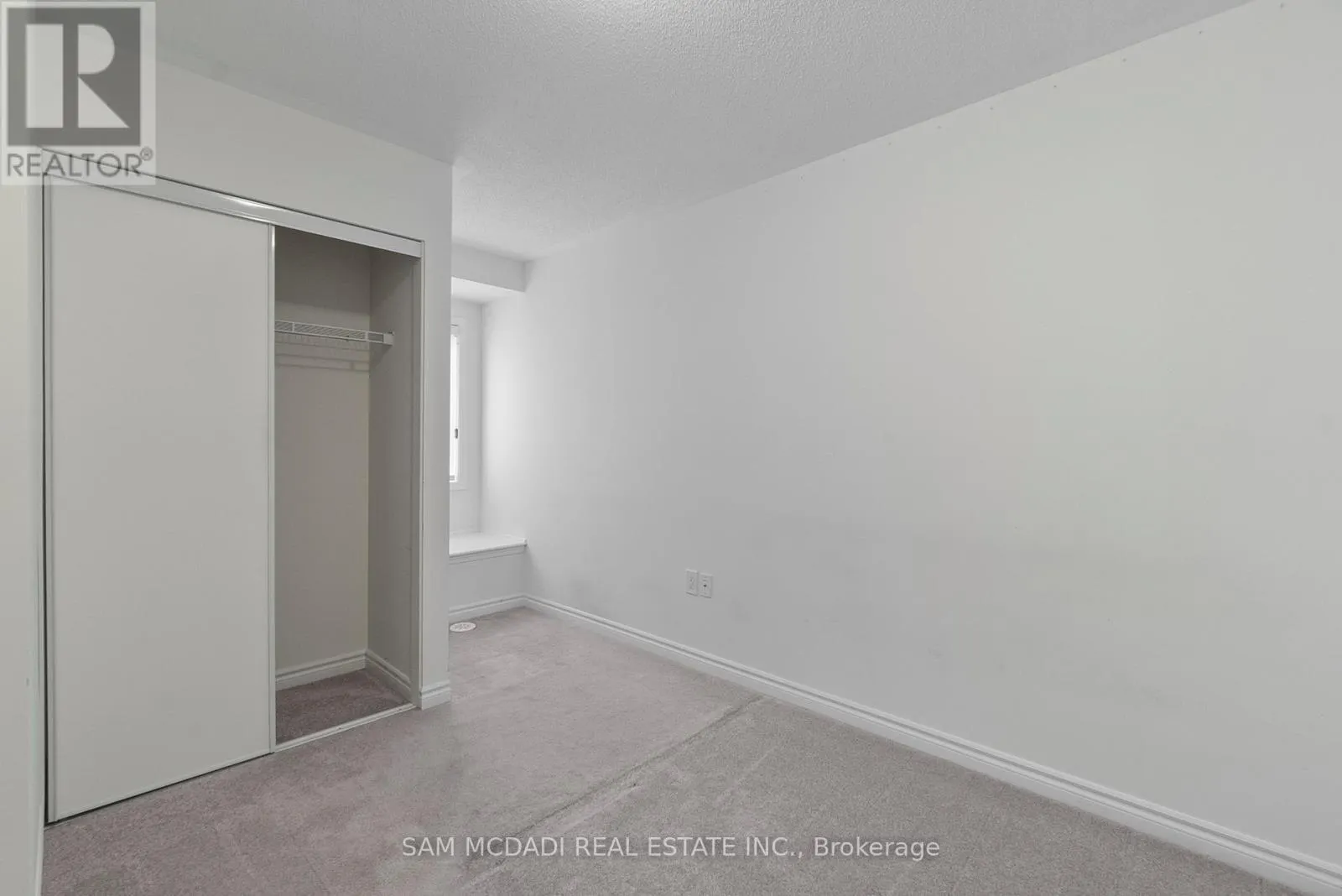 315 MURLOCK HEIGHTS