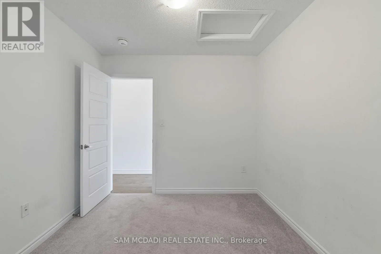 315 MURLOCK HEIGHTS