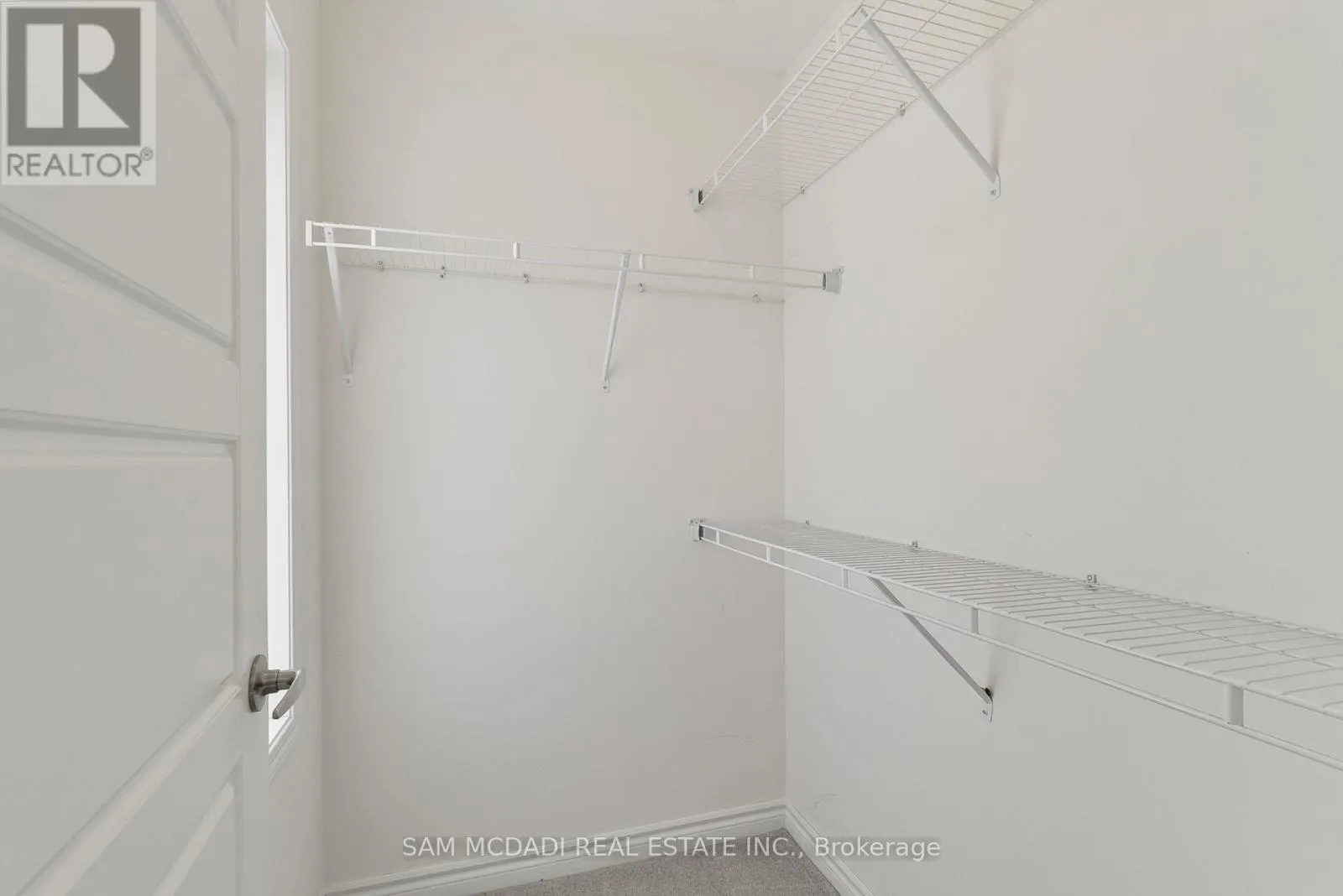 315 MURLOCK HEIGHTS