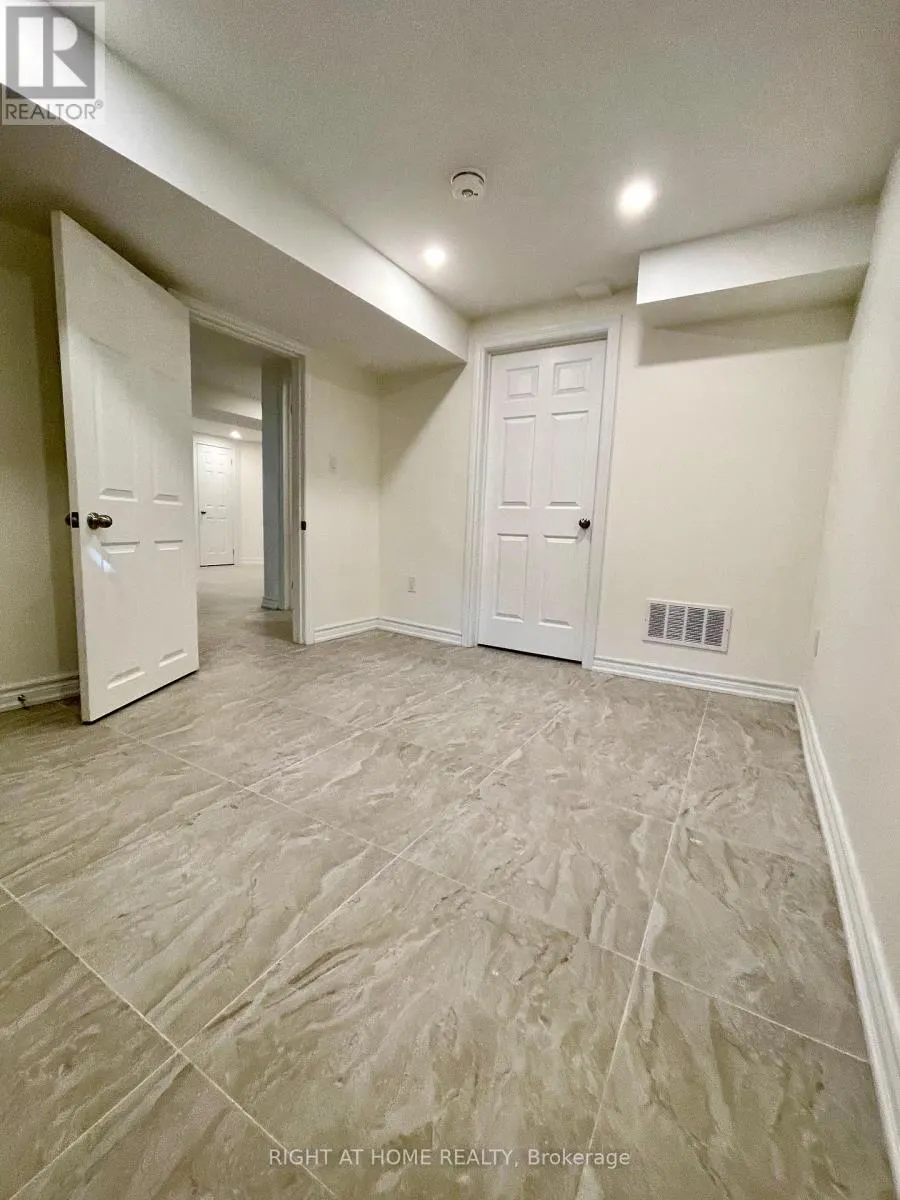 BASEMENT - 106 VIVIANS CRESCENT