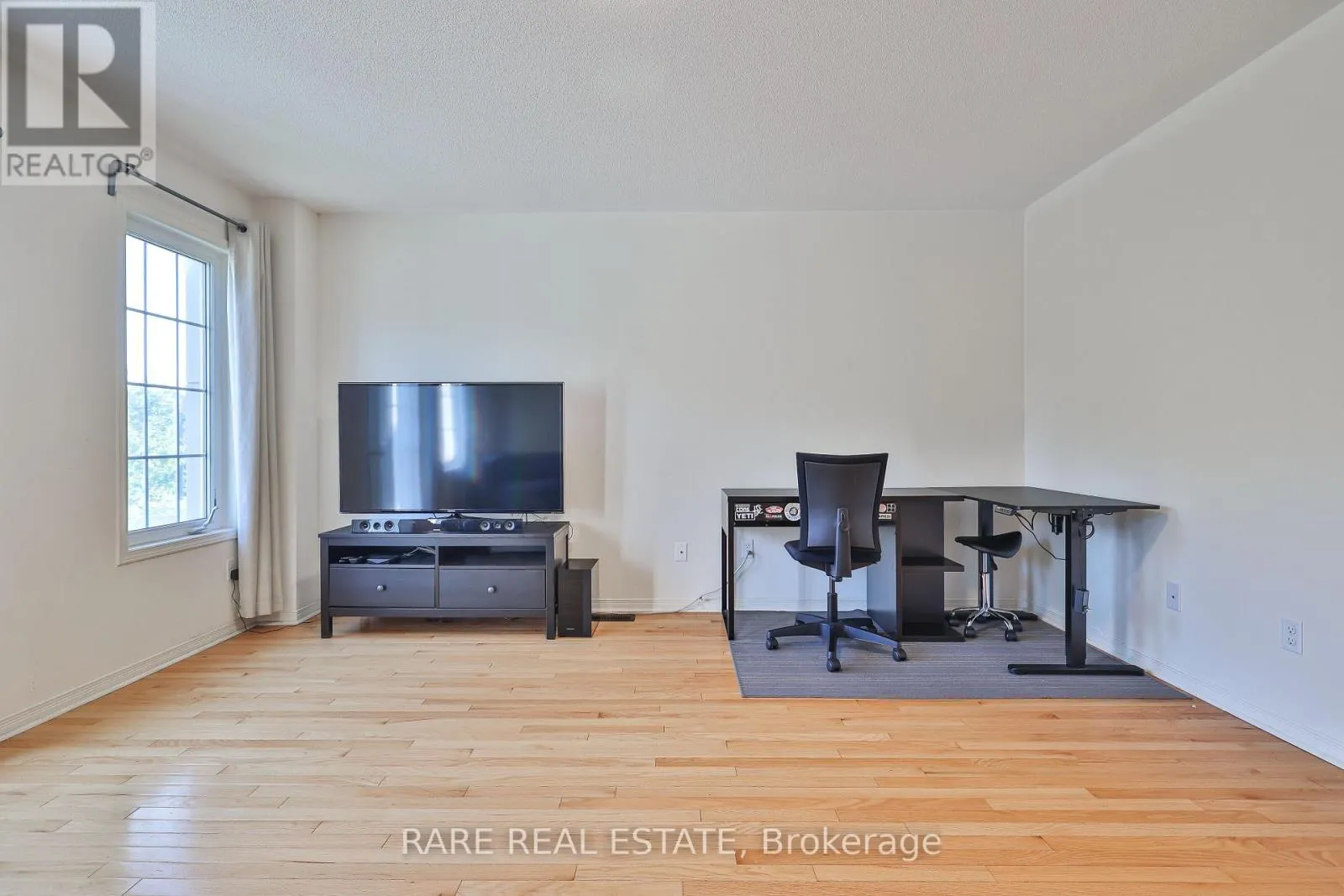 34 JUDY SGRO AVENUE
