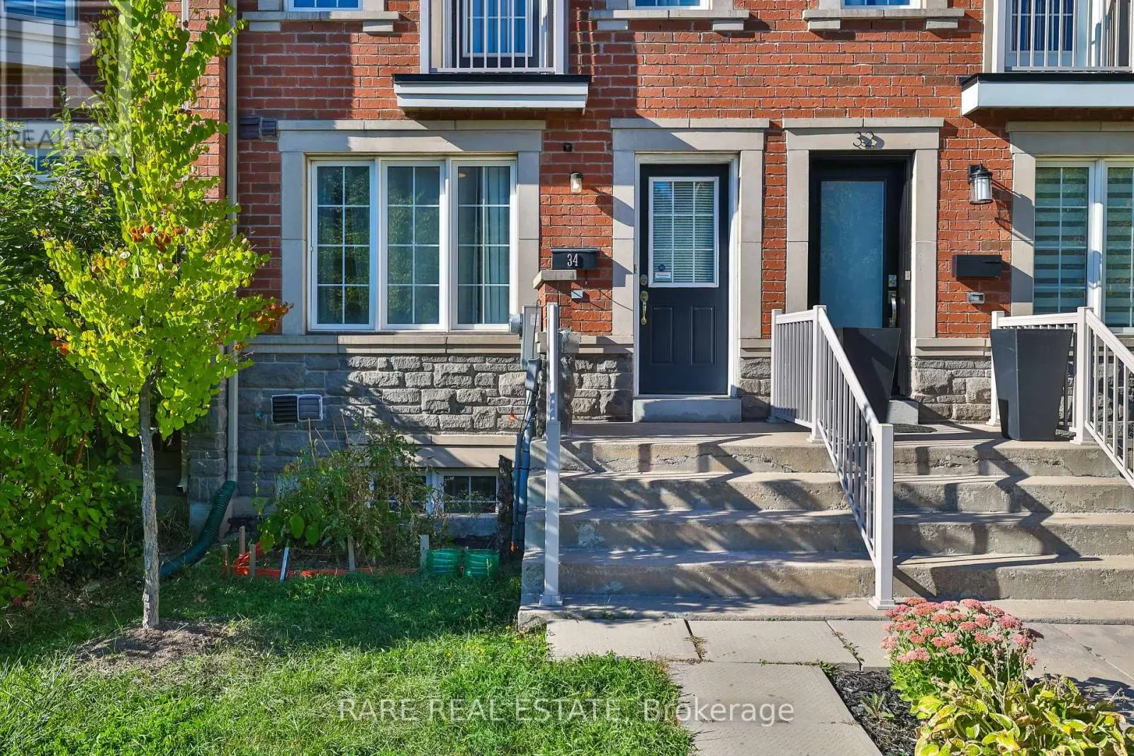 34 JUDY SGRO AVENUE