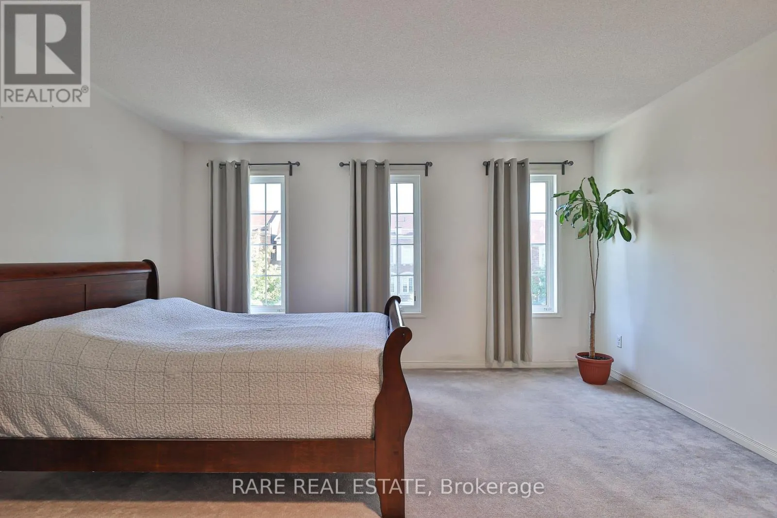 34 JUDY SGRO AVENUE