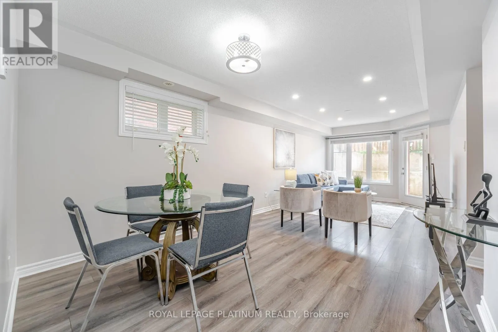 9-01 - 2420 BARONWOOD DRIVE