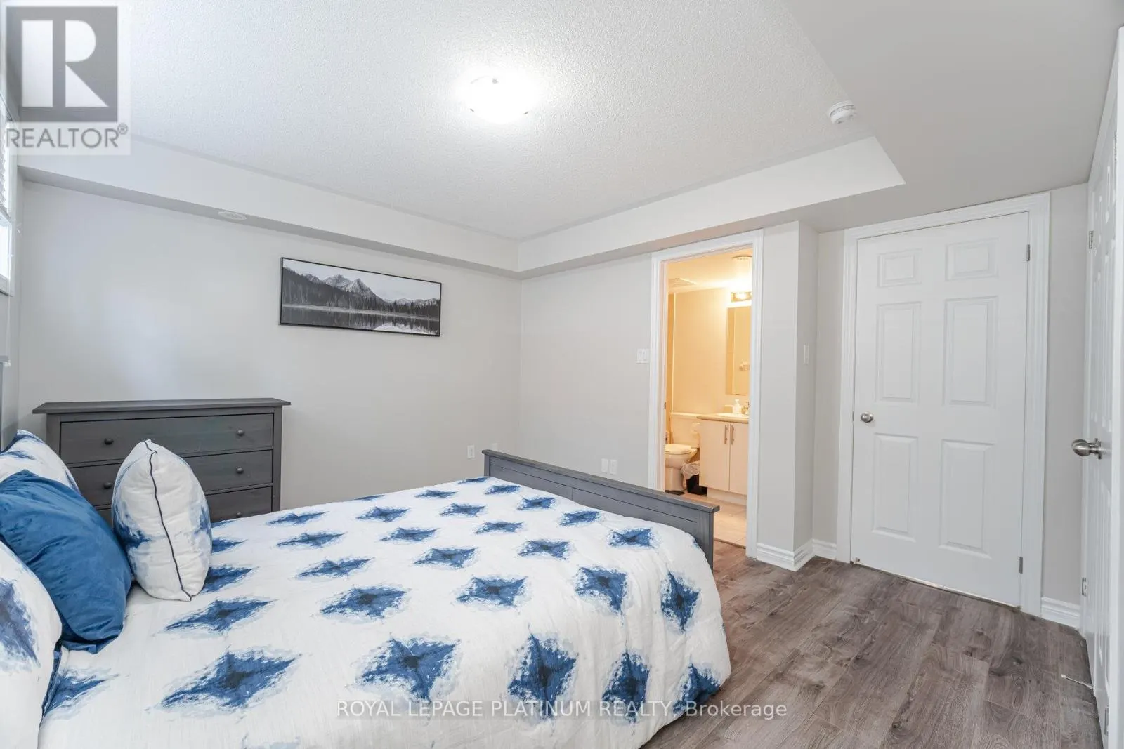 9-01 - 2420 BARONWOOD DRIVE