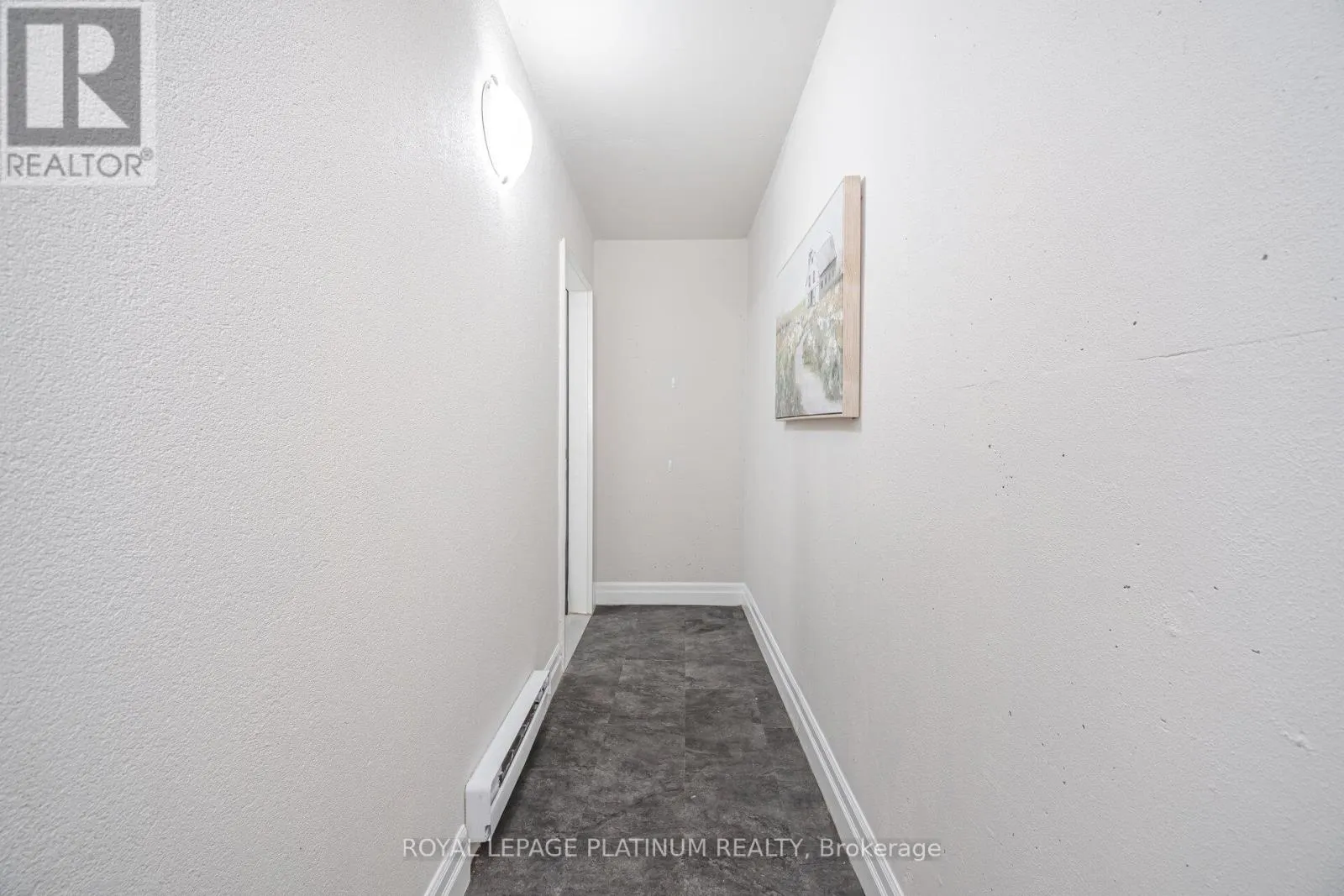 9-01 - 2420 BARONWOOD DRIVE