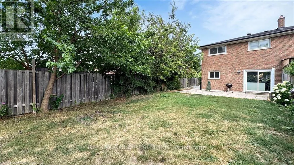 28 NAVENBY CRESCENT