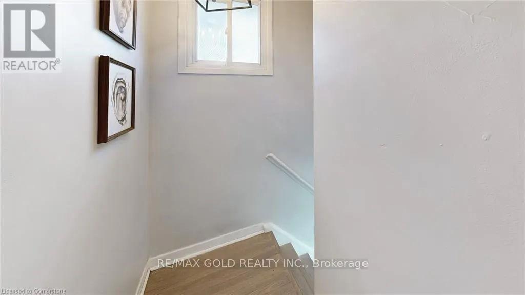 28 NAVENBY CRESCENT
