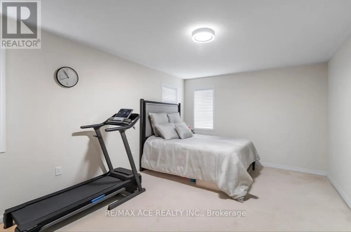 22 APPLE VALLEY WAY