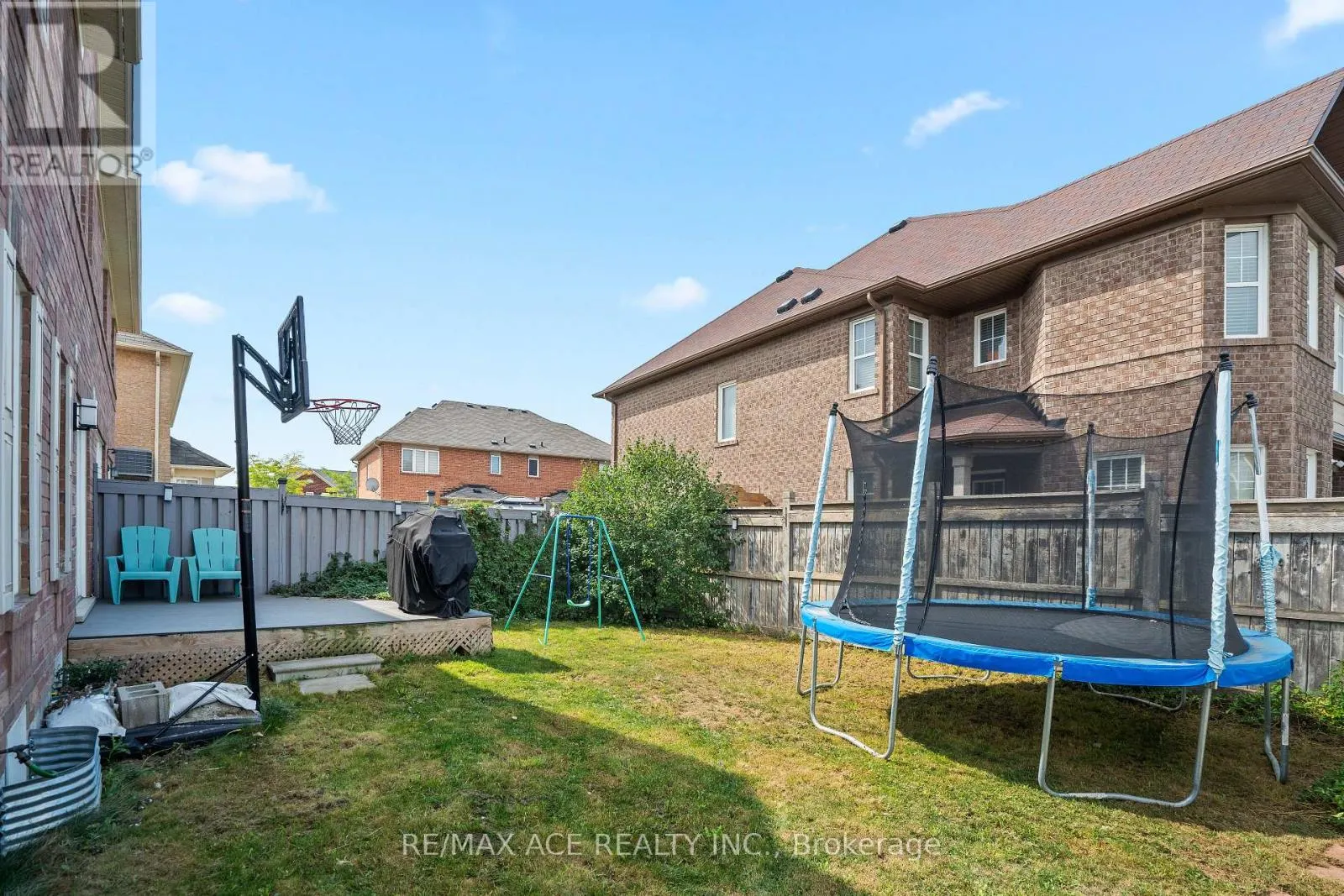 22 APPLE VALLEY WAY