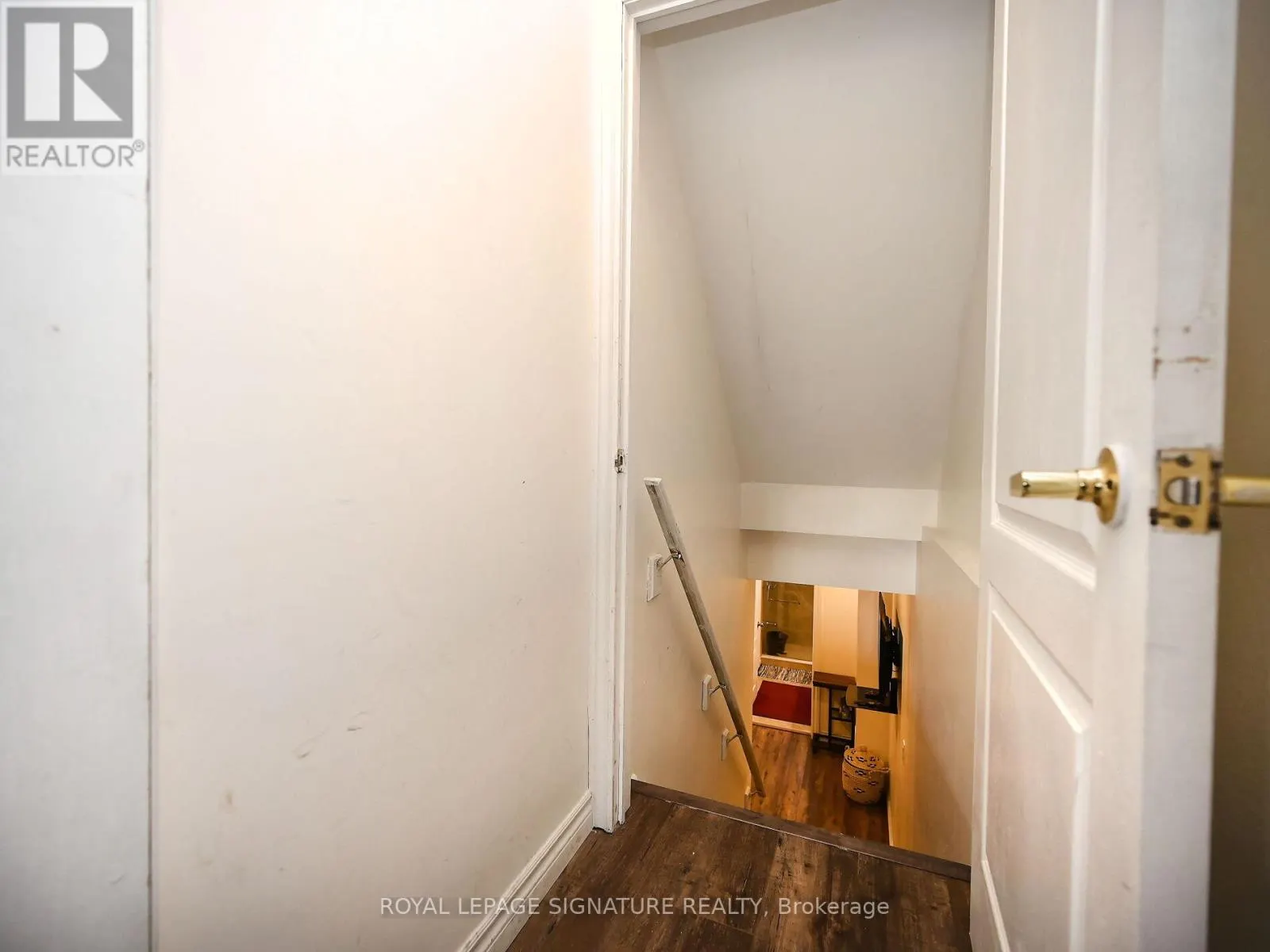 5523 FUDGE TERRACE