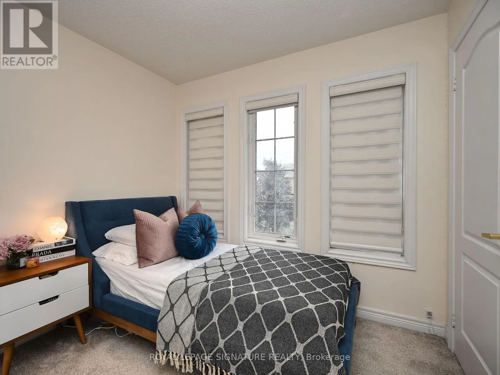 5523 FUDGE TERRACE