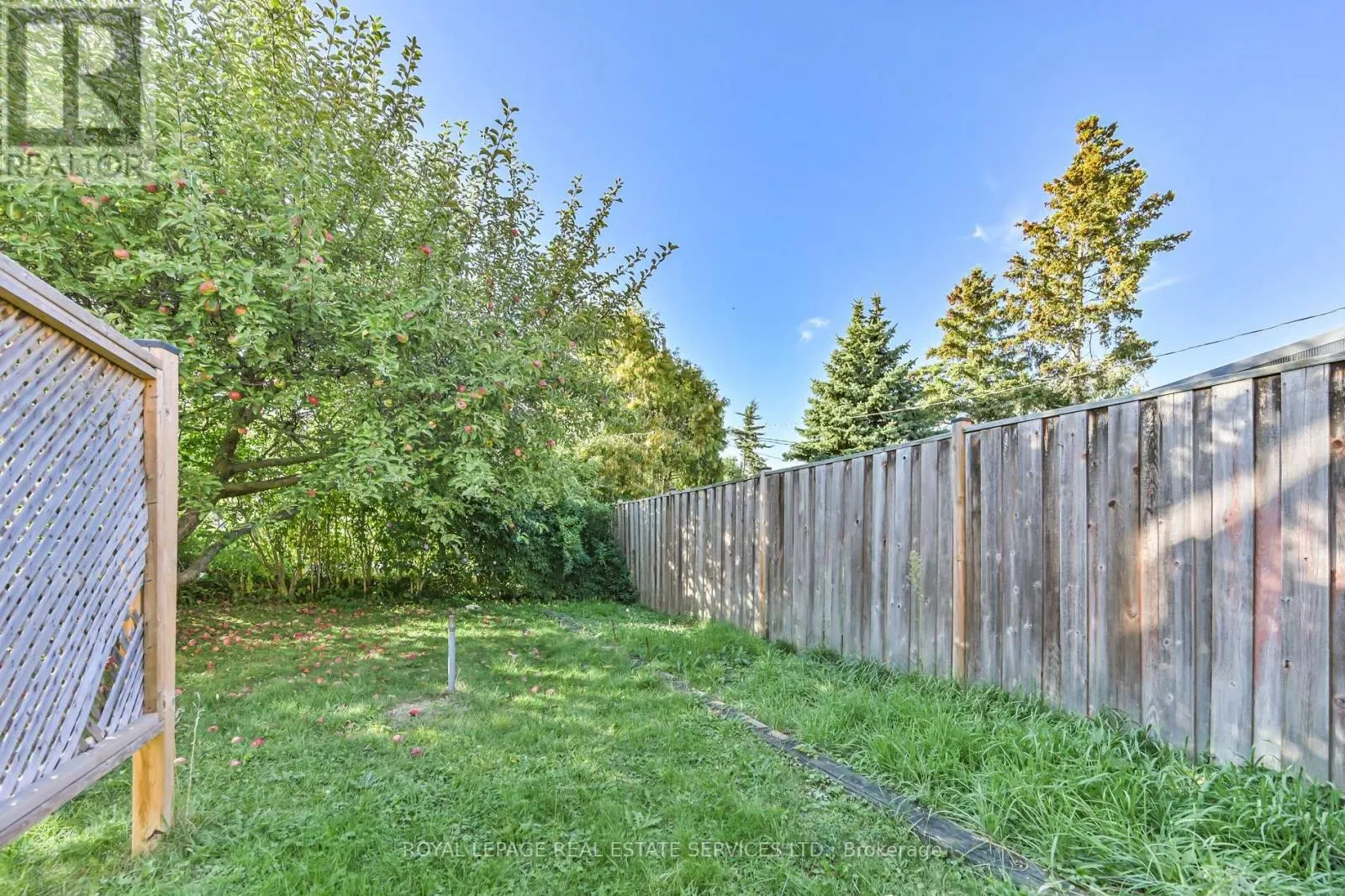 18 TORRINGTON DRIVE