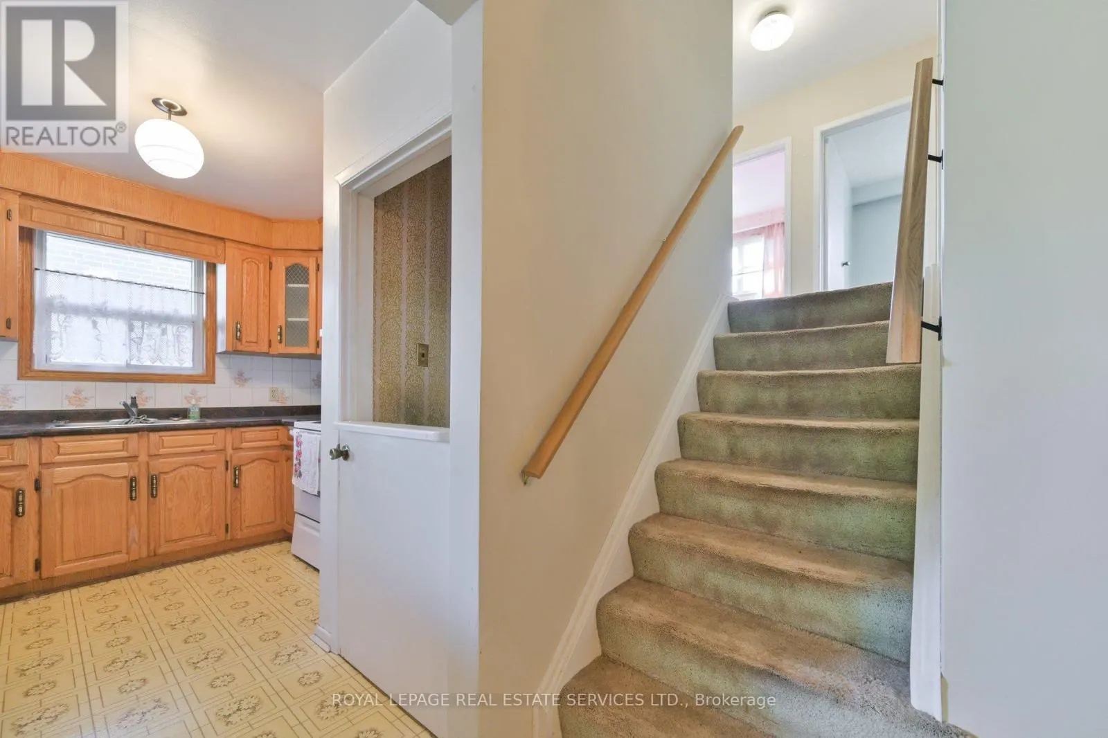 18 TORRINGTON DRIVE