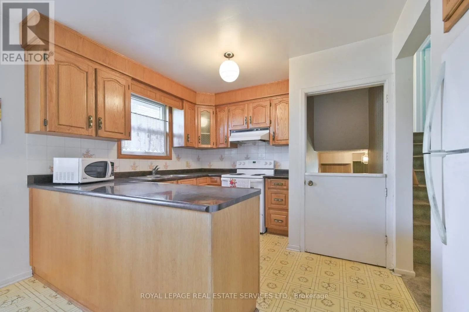 18 TORRINGTON DRIVE