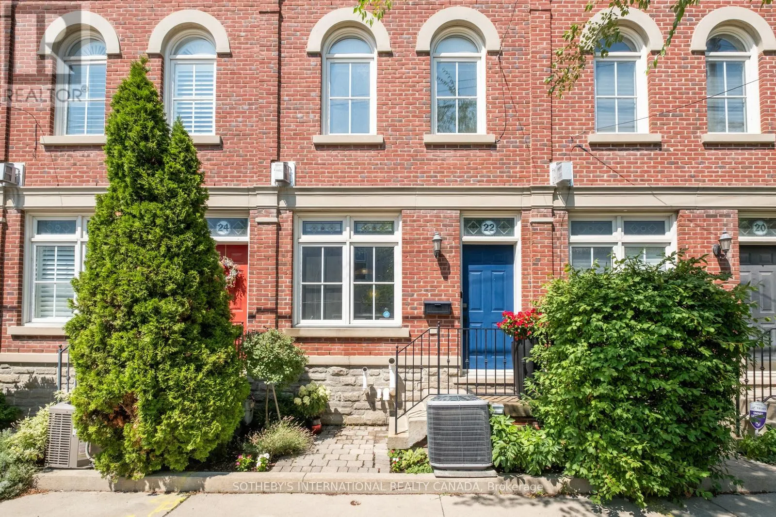22 ST. RAYMOND HEIGHTS