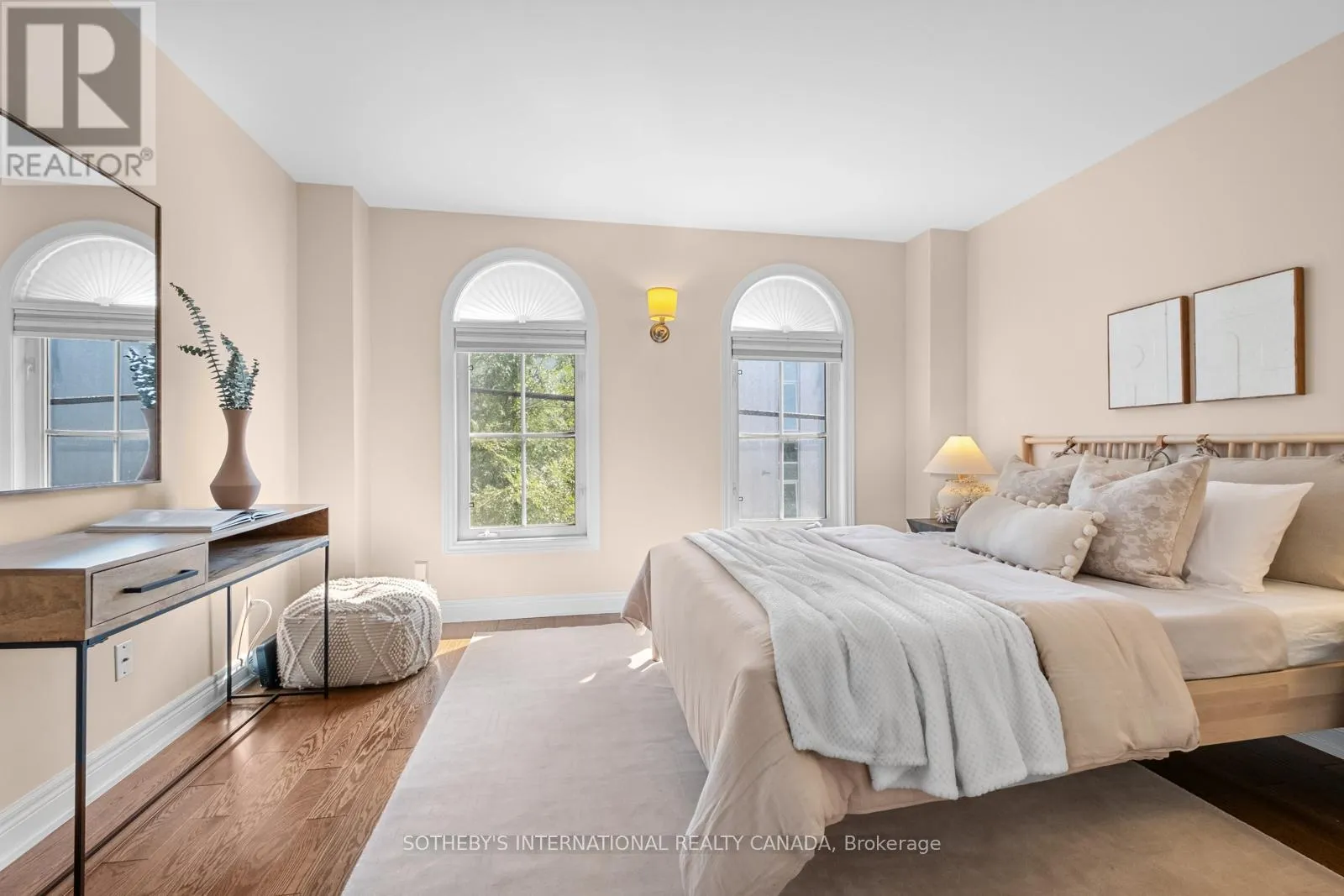 22 ST. RAYMOND HEIGHTS
