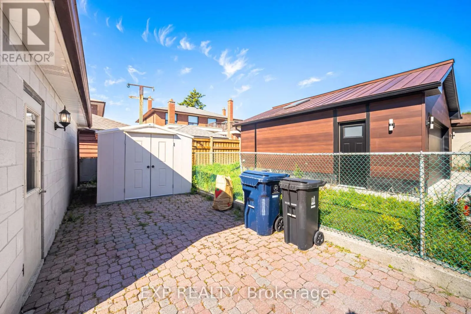 35 CLAIRTON CRESCENT