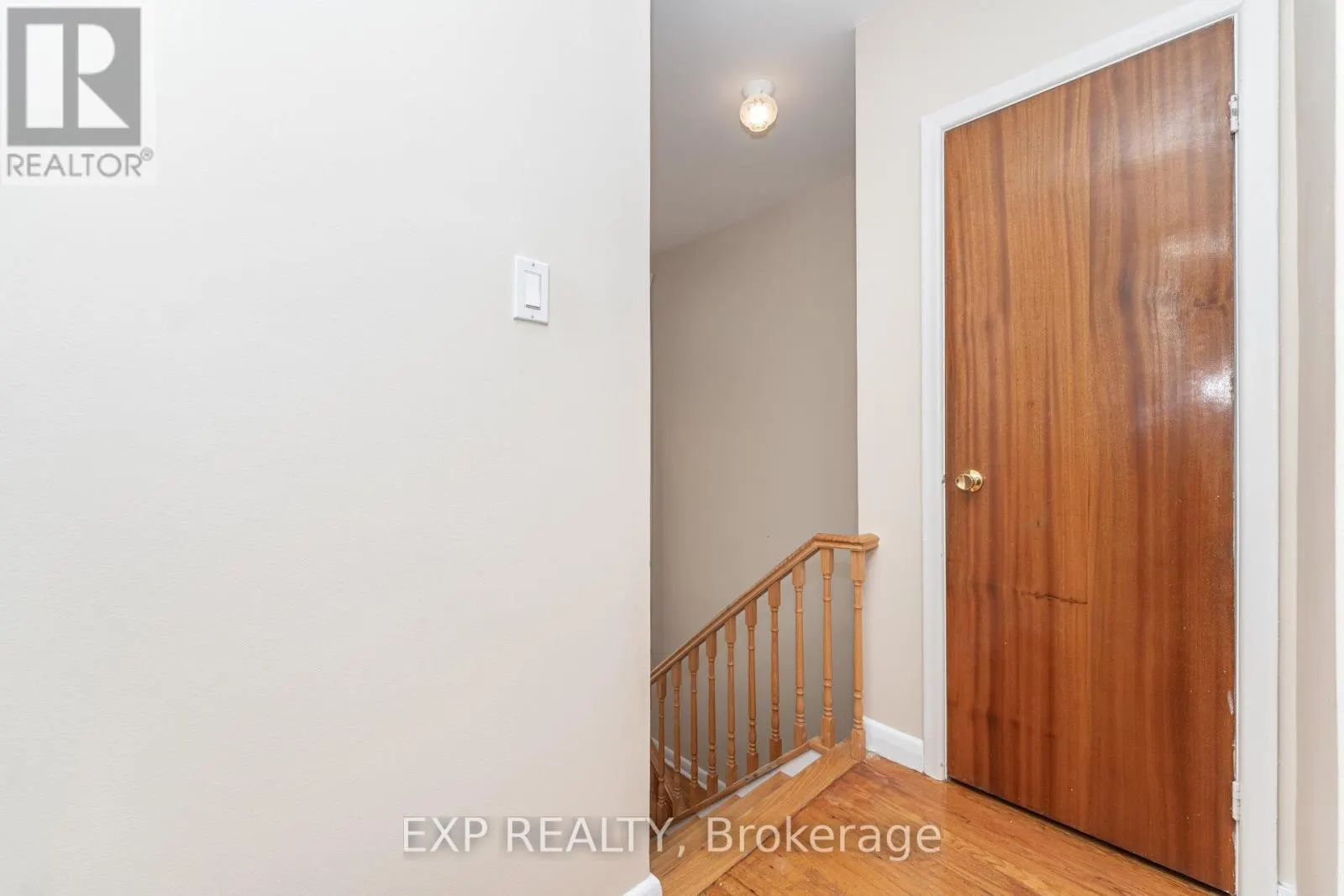 35 CLAIRTON CRESCENT