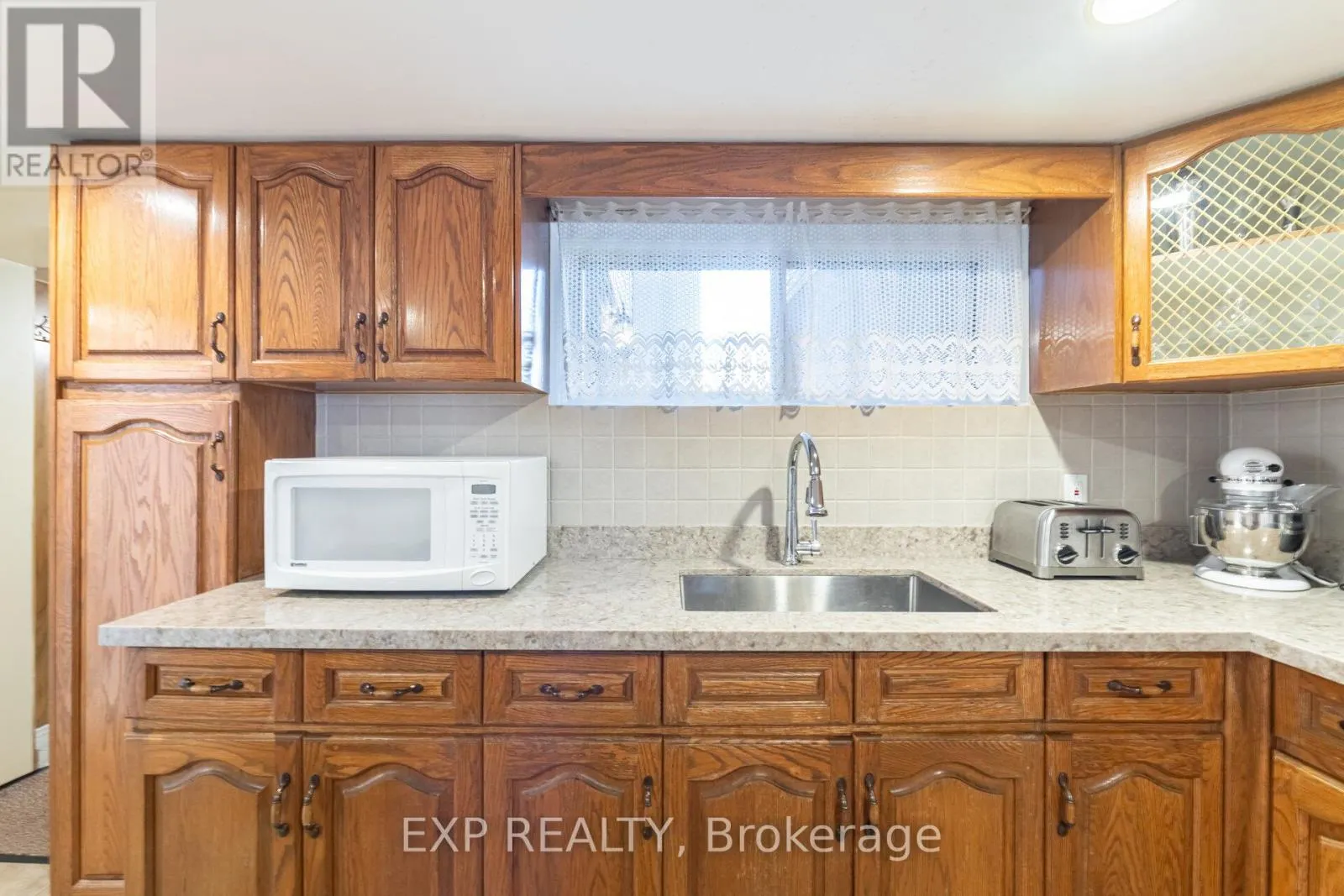 35 CLAIRTON CRESCENT