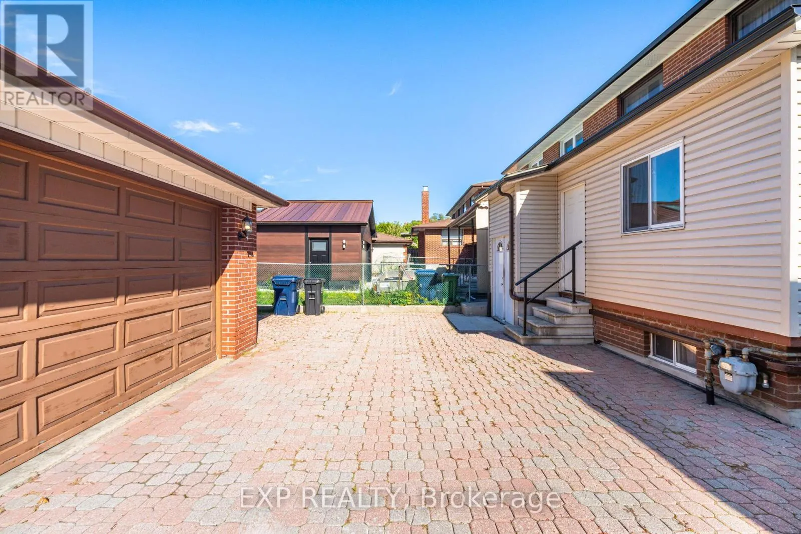 35 CLAIRTON CRESCENT