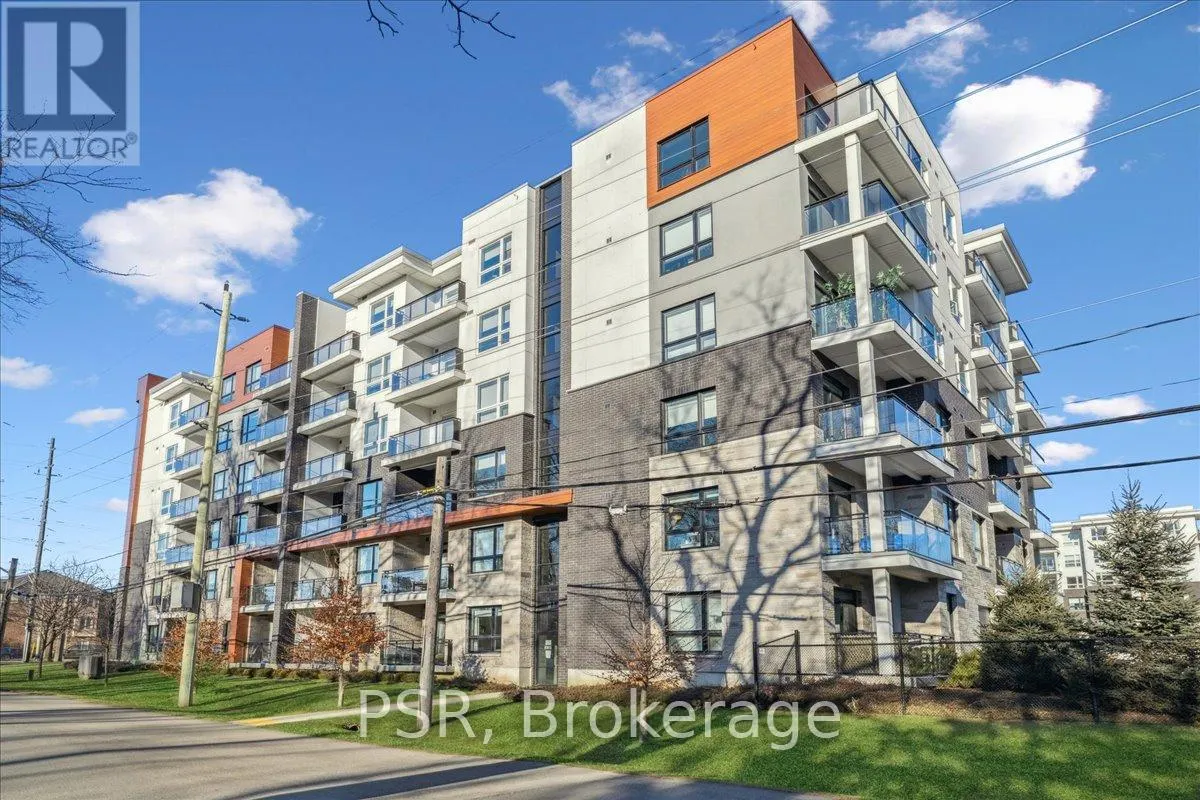 211 - 320 PLAINS ROAD E