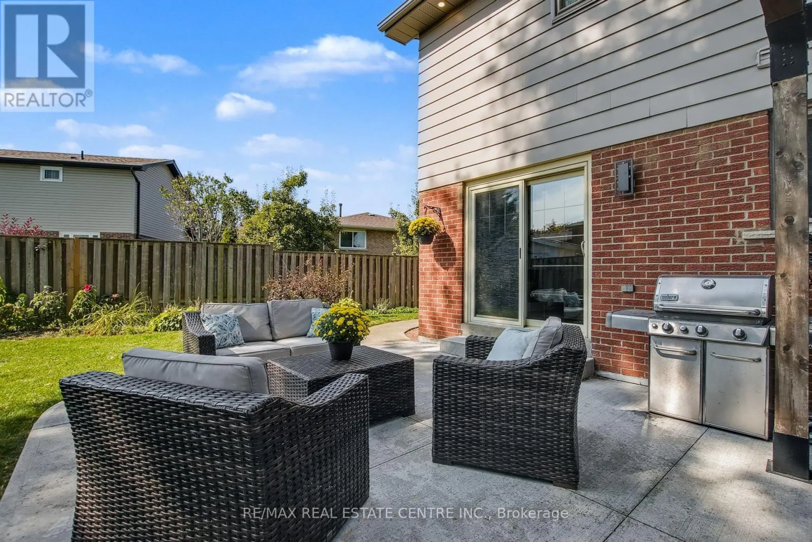 820 HEMLOCK DRIVE