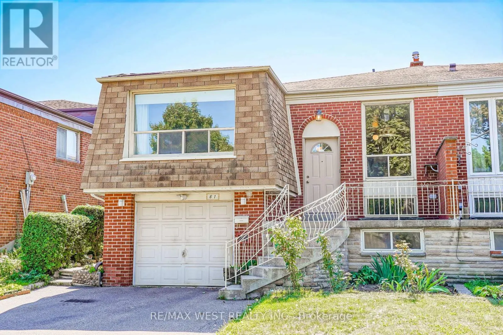 61 LONGBOURNE DRIVE