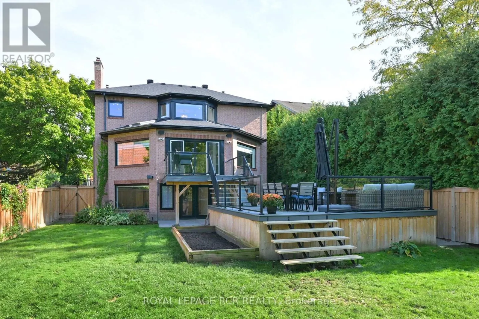 26 CHRISTIE DRIVE