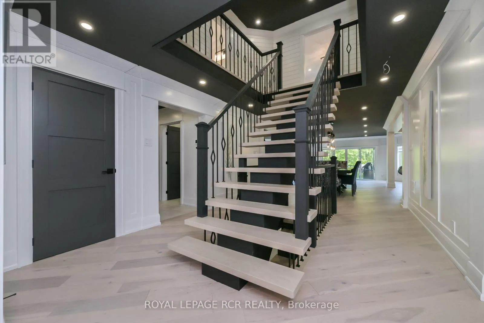 26 CHRISTIE DRIVE