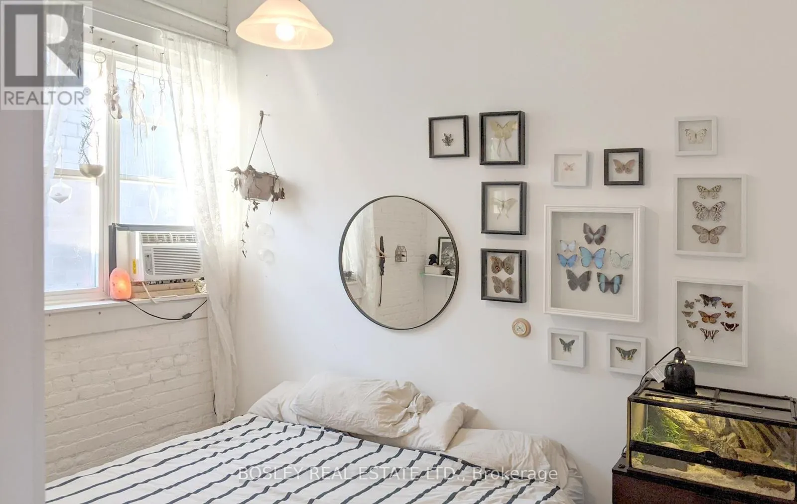 202 - 137 RONCESVALLES AVENUE