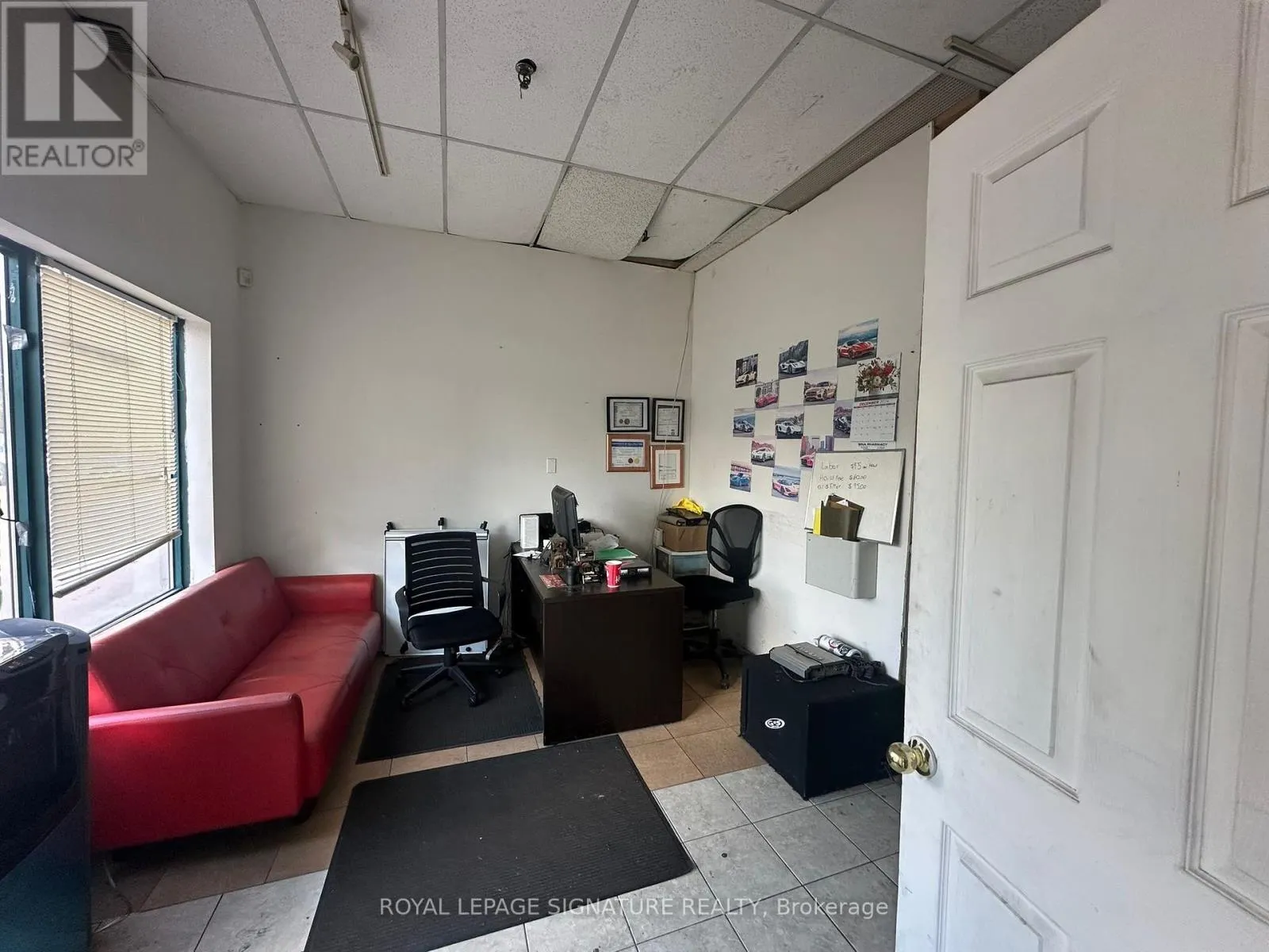 16 - 1270 FINCH AVENUE W
