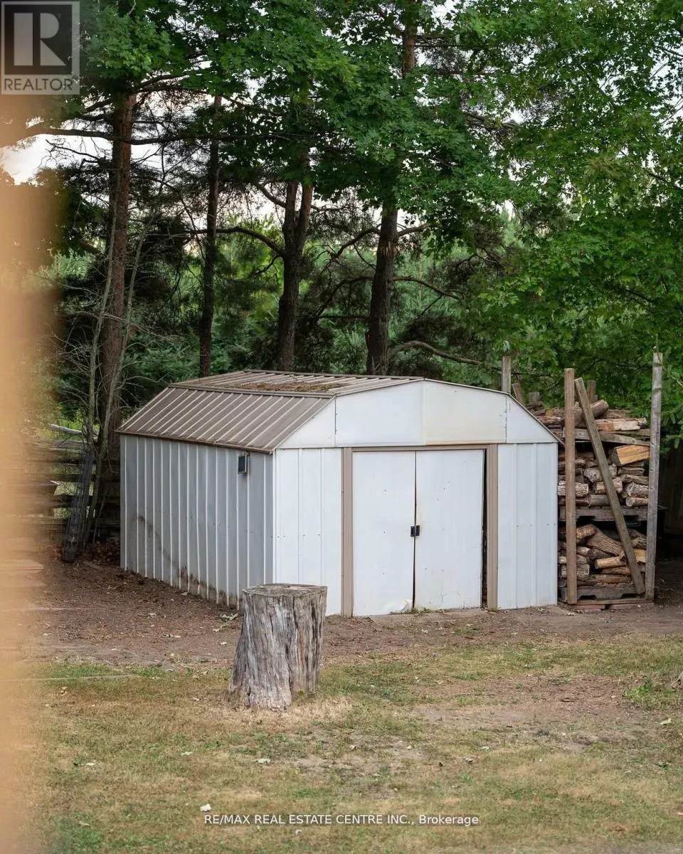 3762 HIGHPOINT SIDE ROAD