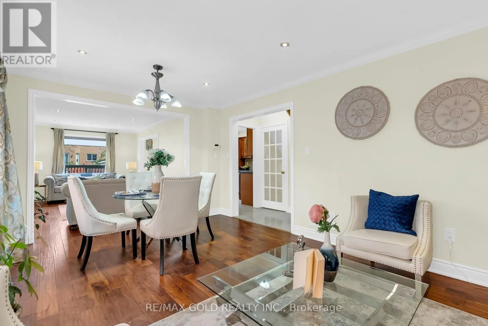 33 TIGERLILY PLACE