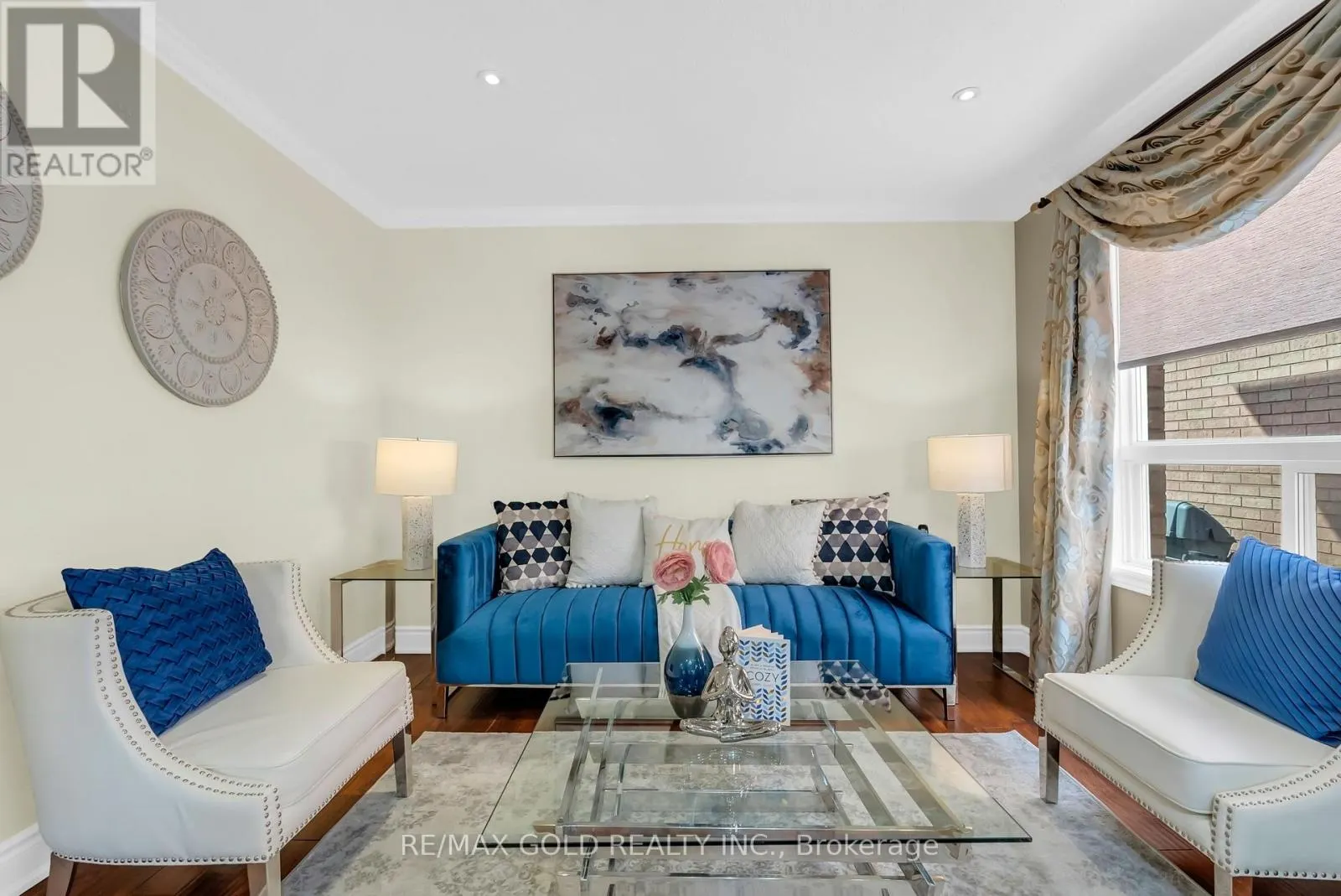 33 TIGERLILY PLACE